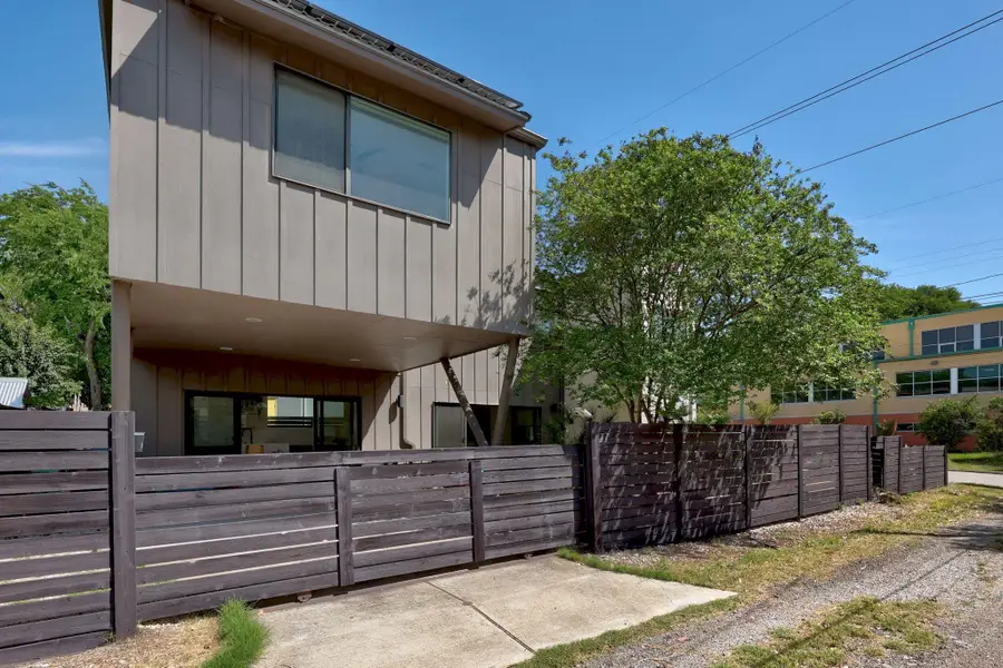 1606 Salina St St, Austin, TX 78702 - #2