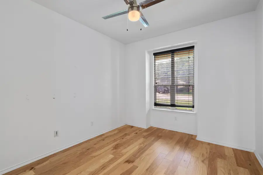 607 Yosemite Trl, Taylor, TX 76574 - #3