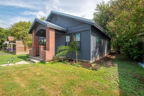 207 S Chestnut St, Lampasas, TX 76550