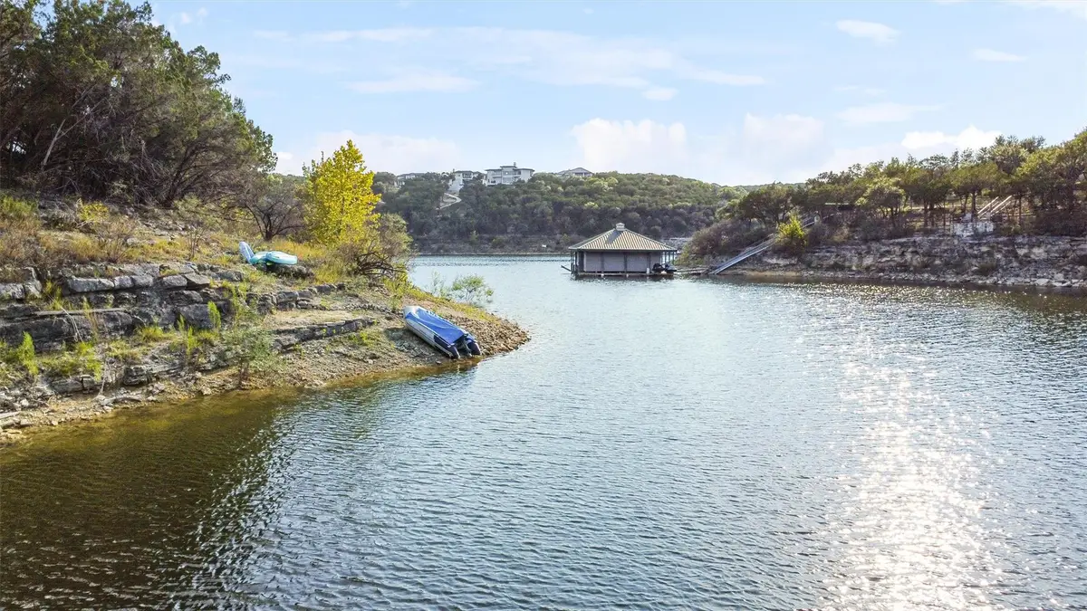 7308 Admirals Park Dr, Jonestown, TX 78645 - #1