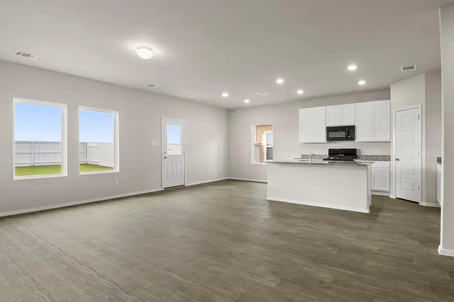 2431 Winding Creek Rd, Kyle, TX 78640 - Image #3