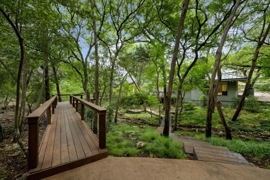 6 Las Brisas Dr, West Lake Hills, TX 78746 - #2