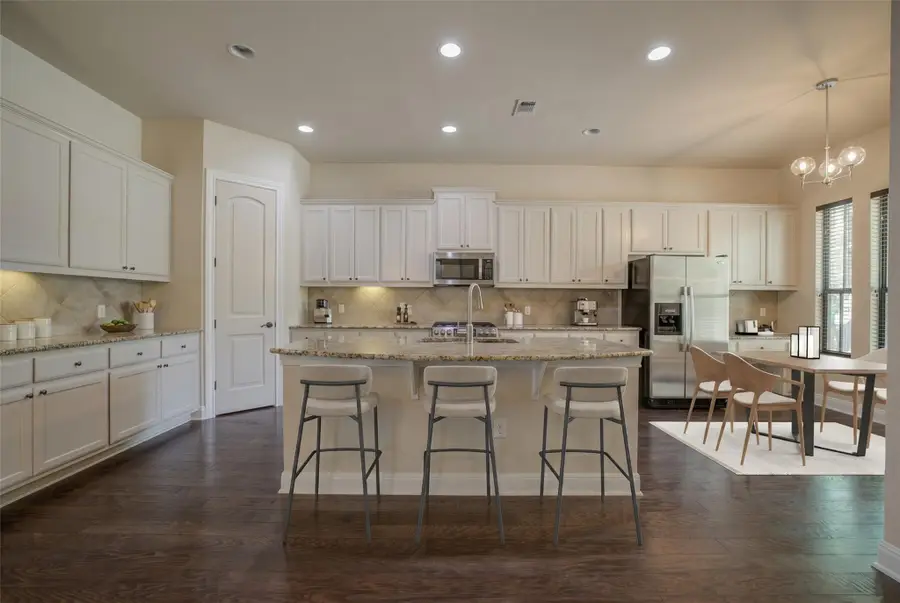 4524 Berkman Dr, Austin, TX 78723 - #3