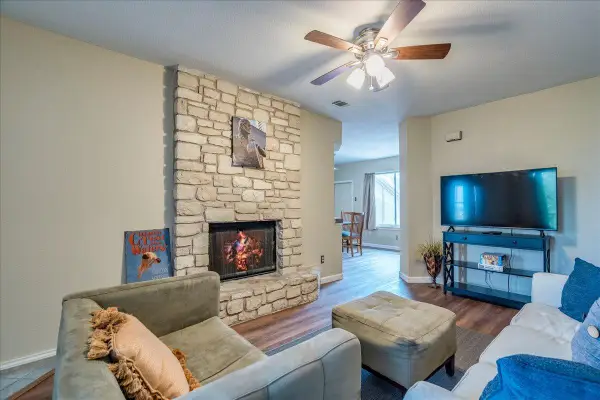 1720 Timber Ridge Rd 166 Rd, Austin, TX 78741