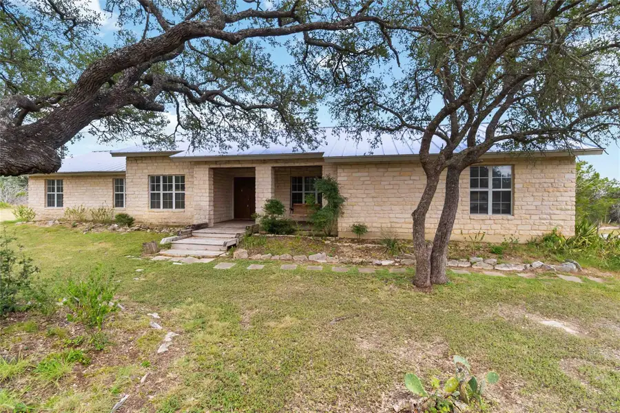 124 Turkey Trail Dr, San Marcos, TX 78666 - Image #2