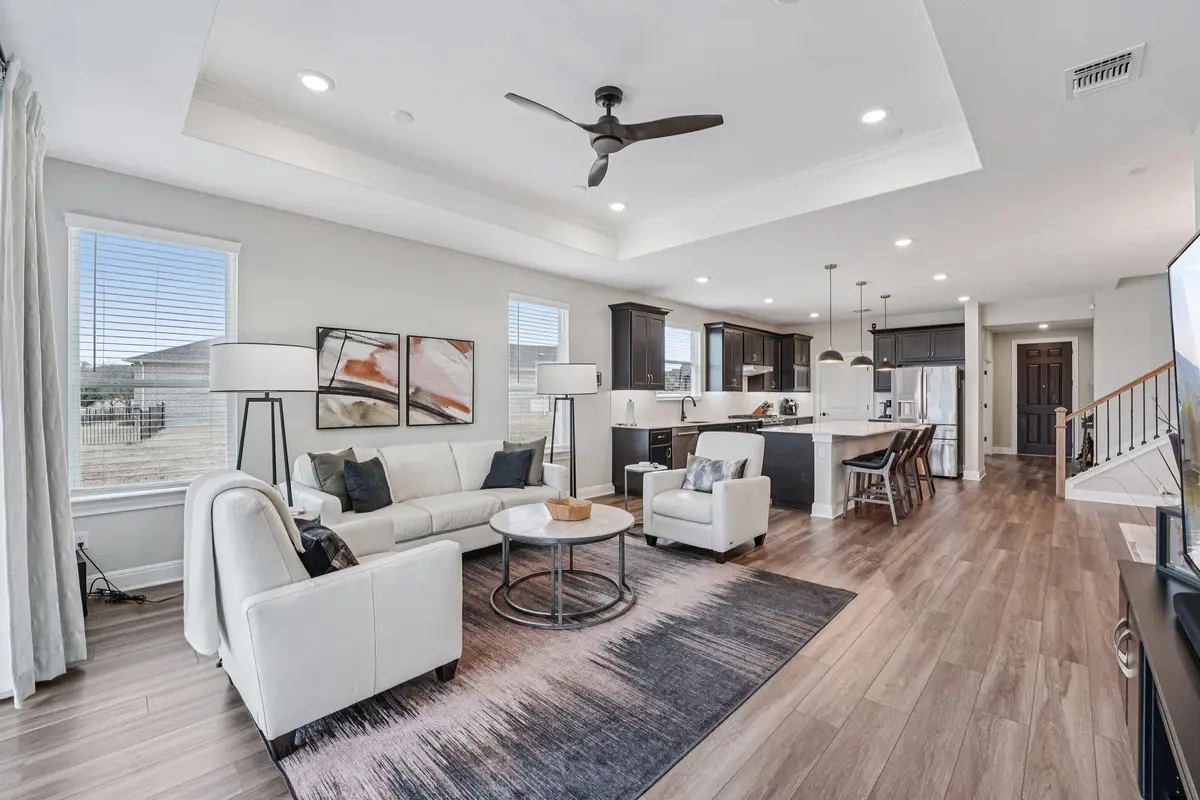 207 Bellows St, Georgetown, TX 78633 - #1