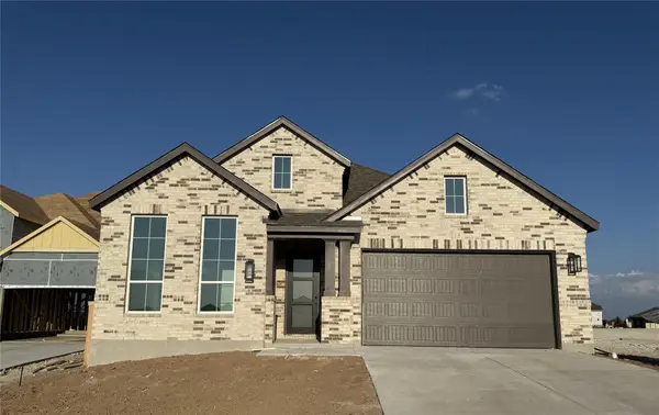 518 Outrider Ct, Liberty Hill, TX 78642