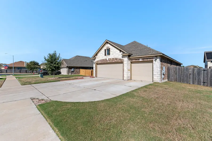704 Coltrane Dr, Pflugerville, TX 78660 - Image #2