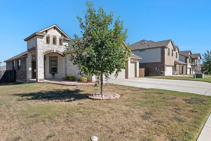 704 Coltrane Dr, Pflugerville, TX 78660 - Image #3