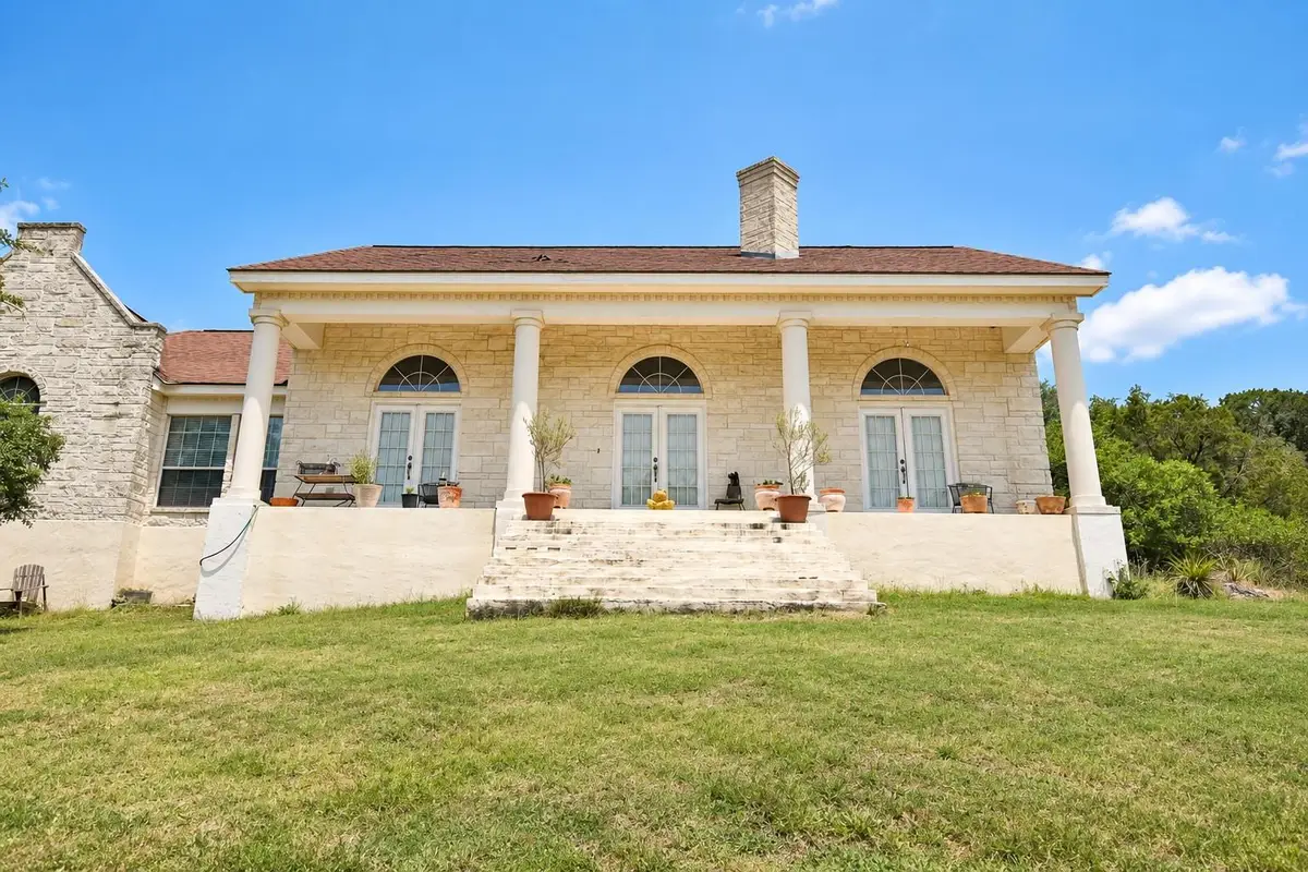 101 Harbour Vw, Lakehills, TX 78063 - #1