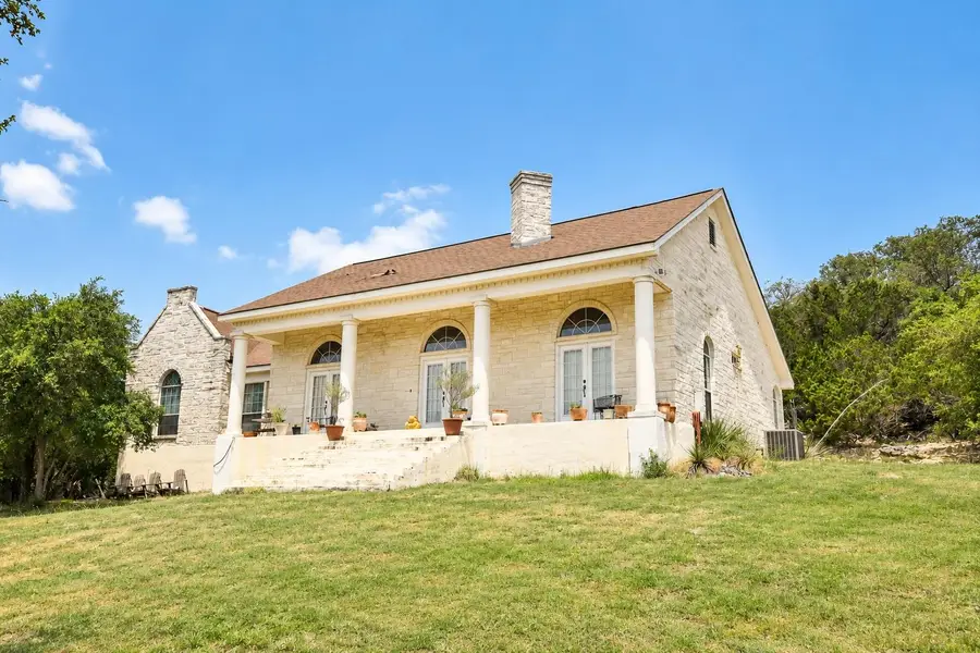 101 Harbour Vw, Lakehills, TX 78063 - #2