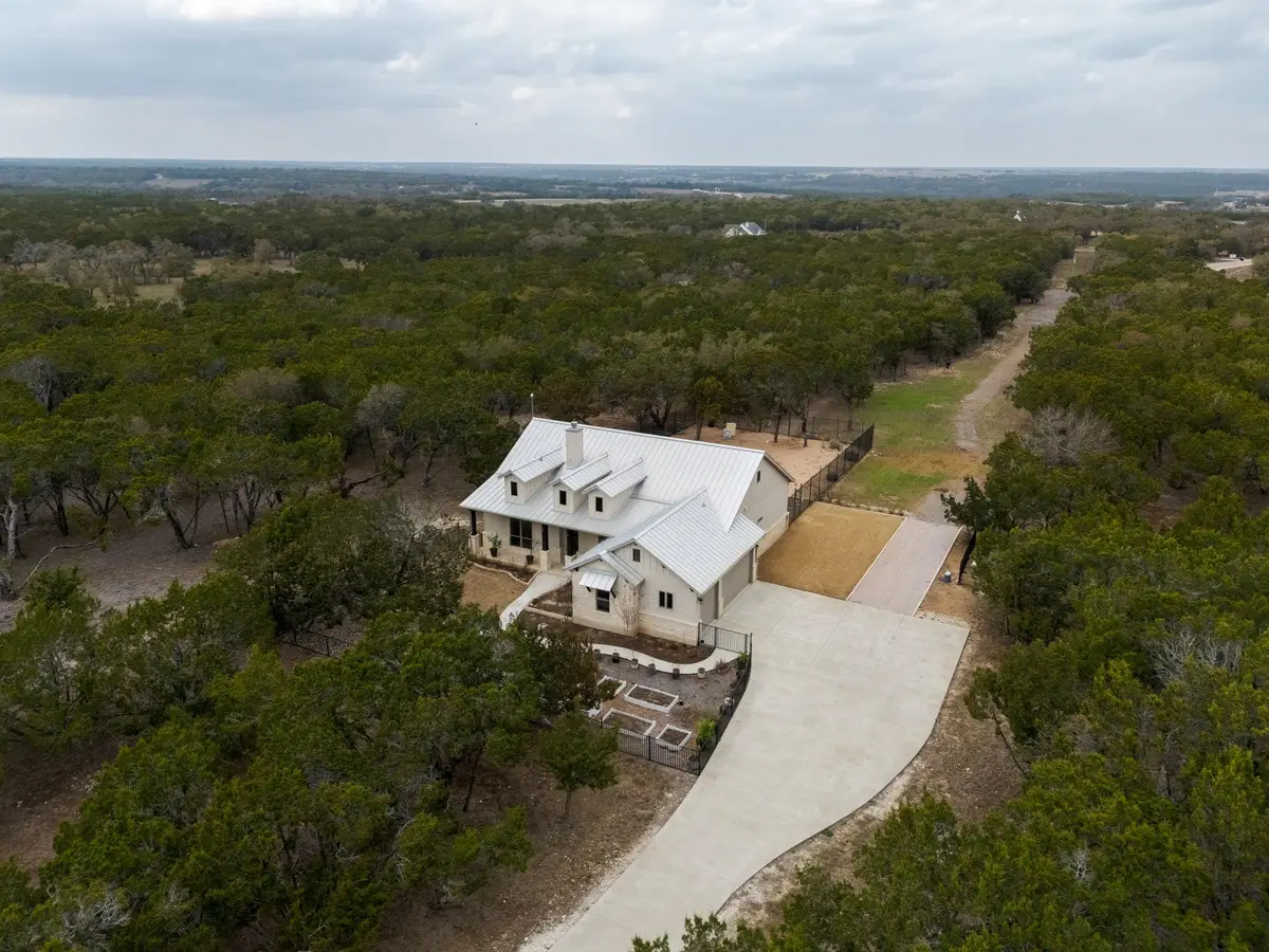 2140 Carpenter Loop, Burnet, TX 78611 - #1