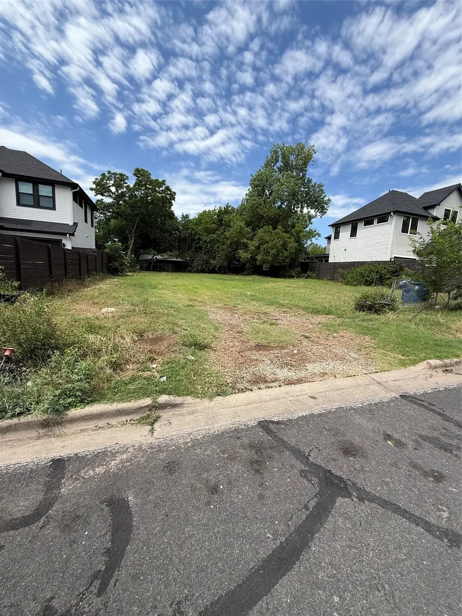 401 Hackberry Ln, Austin, TX 78753 - Image #3