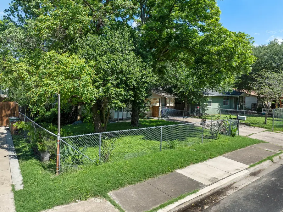 1122 Spur #d St, Austin, TX 78721 - #2