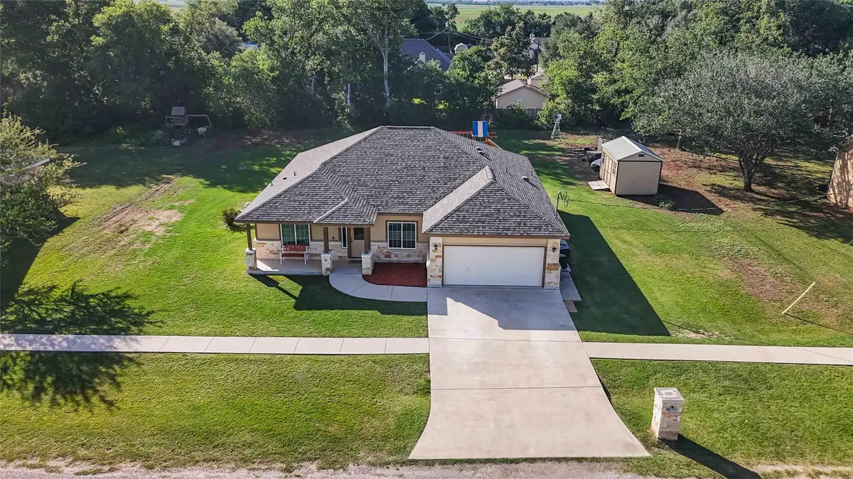 285 Hummingbird Way, Martindale, TX 78655 - #1