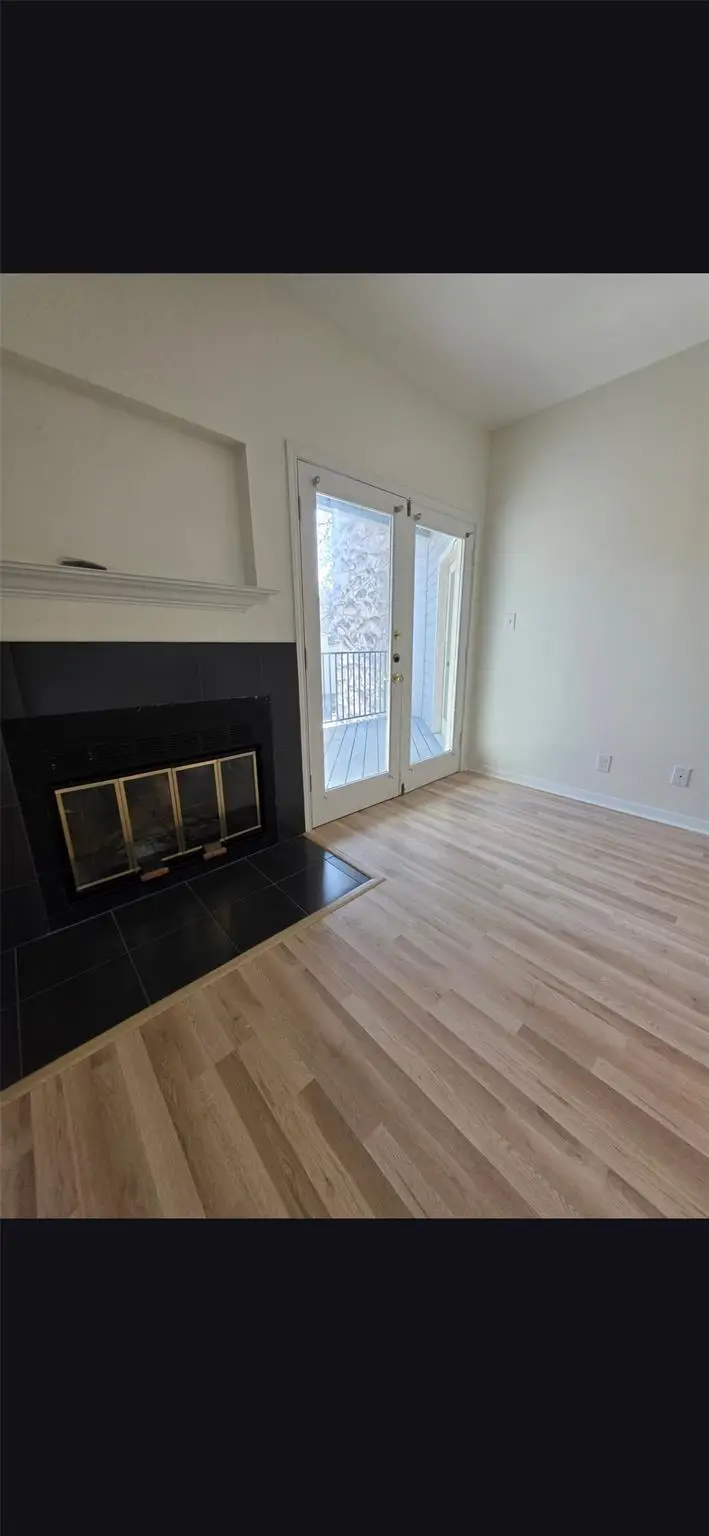 3111 Tom Green St #207, Austin, TX 78705 - #2