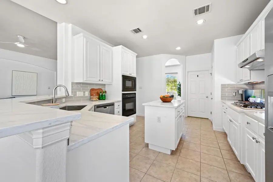 3125 Sun Drenched Path, Austin, TX 78732 - #3