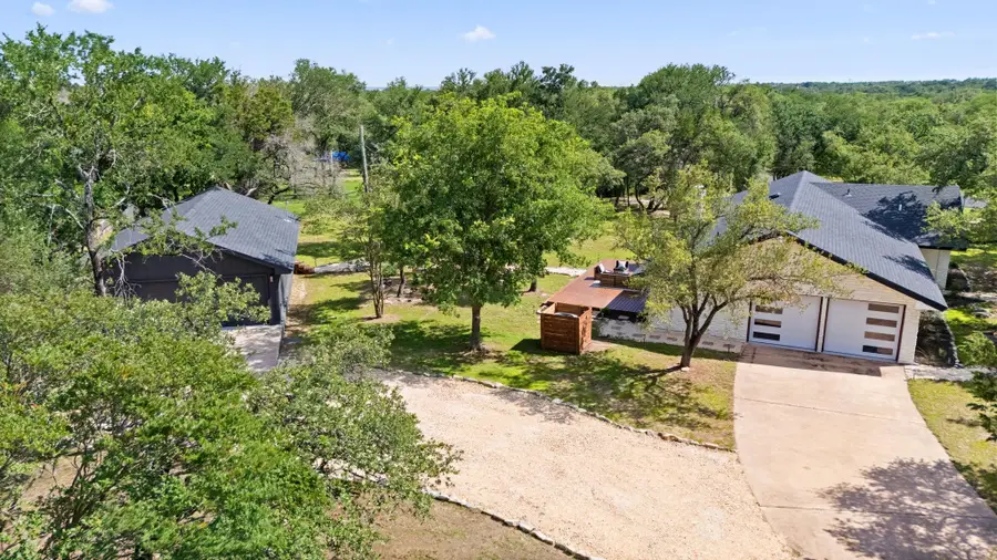 216 Sinuso Dr, Georgetown, TX 78628 - #2