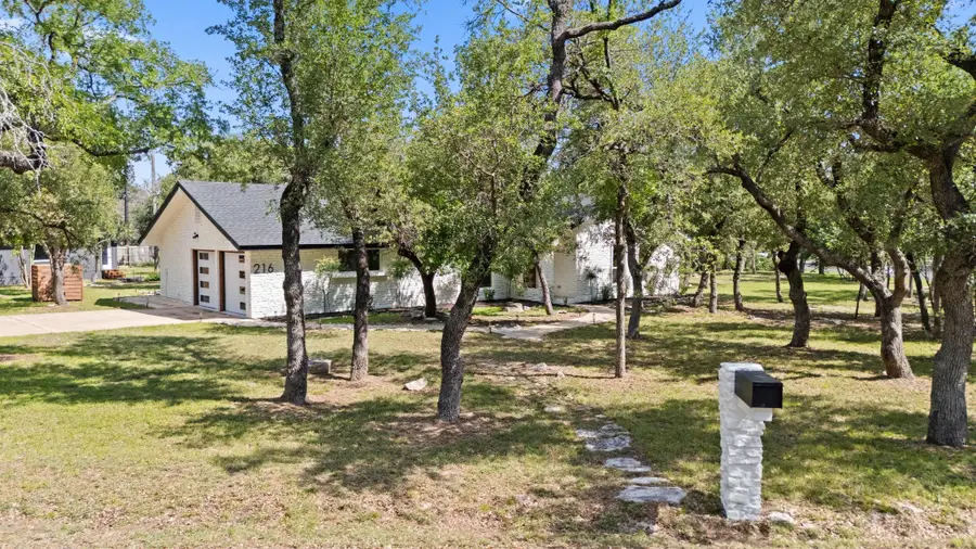 216 Sinuso Dr, Georgetown, TX 78628 - #3