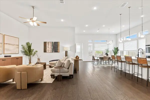 271 Eclipse Dr, Austin, TX 78737