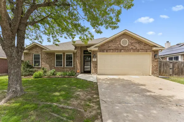 109 Pecanwood S, Kyle, TX 78640