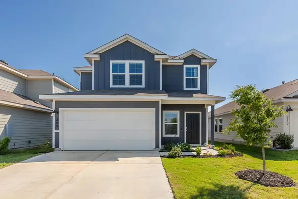 209 Ehrlich St, Kyle, TX 78640