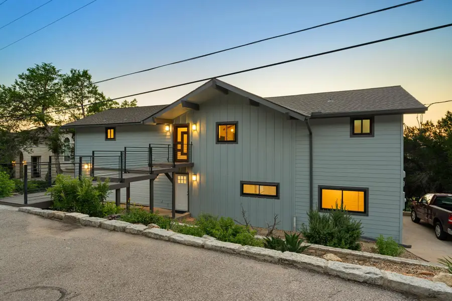 6300 Lakeshore Dr, Lago Vista, TX 78645 - Image #2