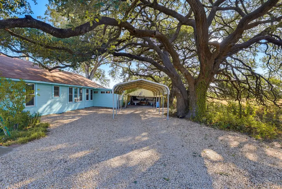 616 Lay Rd, Lockhart, TX 78644 - #3