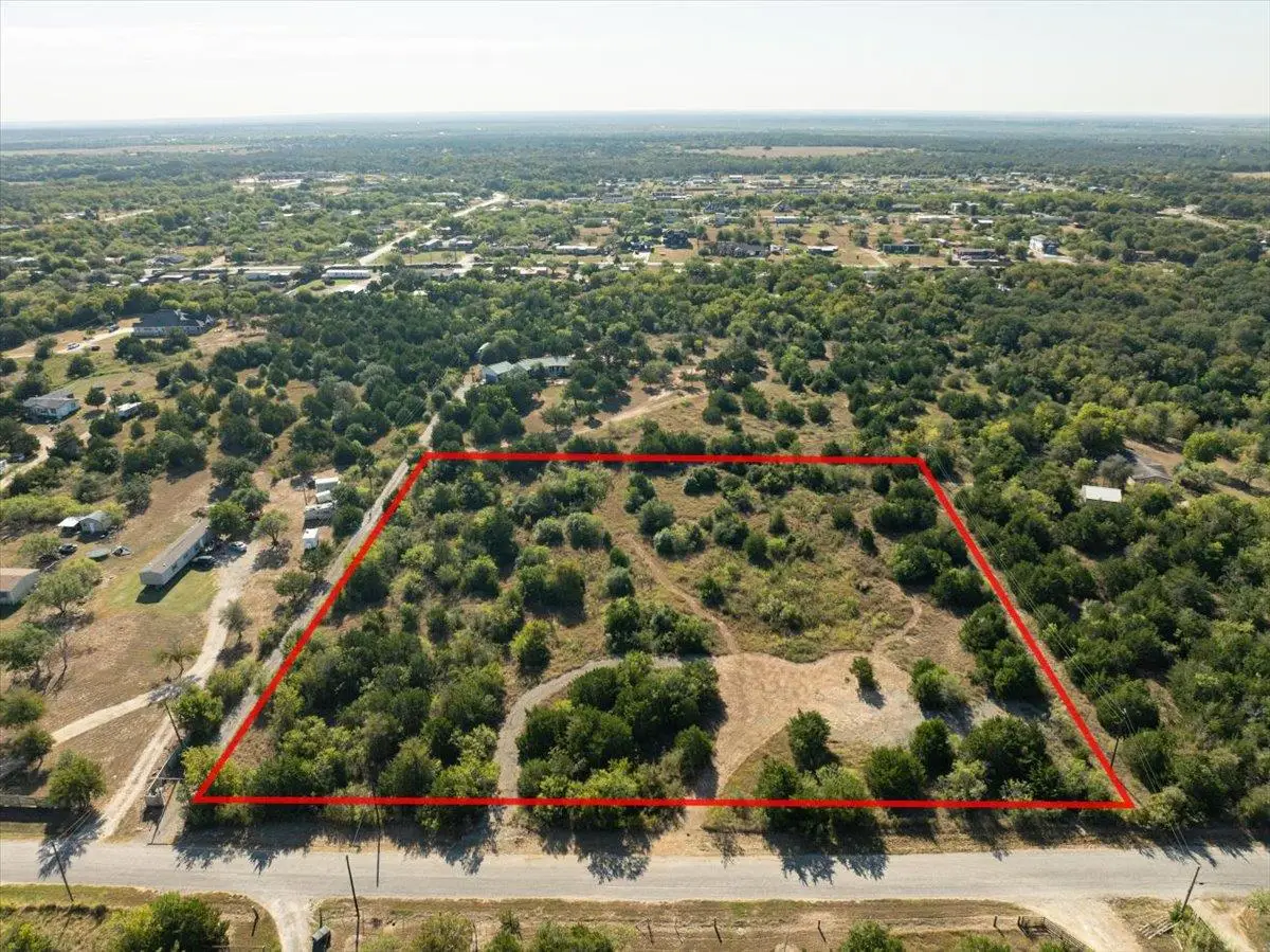 401 Spotted Horse Trl, Dale, TX 78616 - Image #1