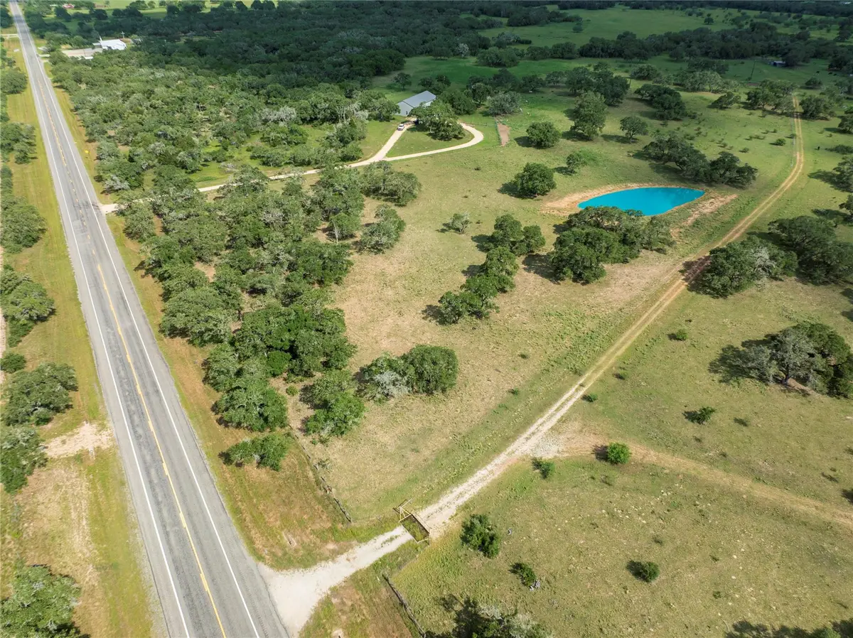 15545 Tx-111 E, Yoakum, TX 77995 - #1