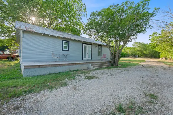 6071 Fm 713, Dale, TX 78616