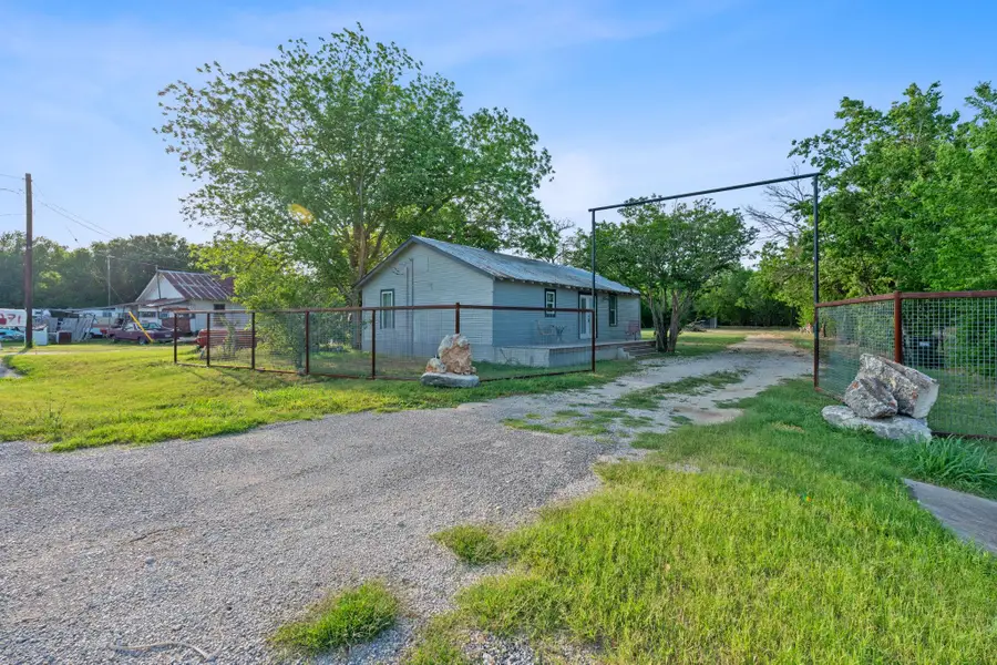6071 Fm 713, Dale, TX 78616 - Image #2