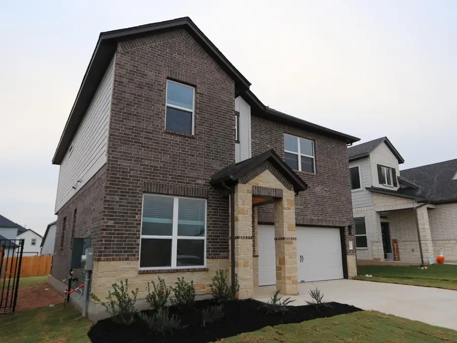 20105 Aqua Reef Dr, Austin, TX 78747 - Image #2