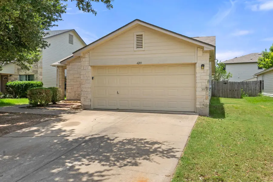4209 Glacier Point Cv, Taylor, TX 76574 - Image #2