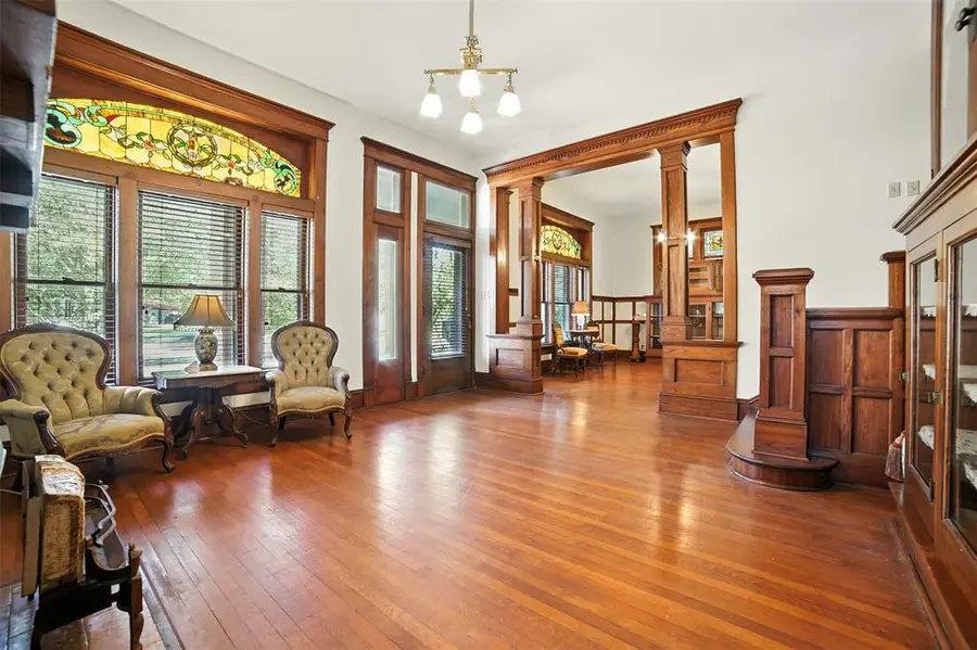 504 S Main St, Lockhart, TX 78644 - #3