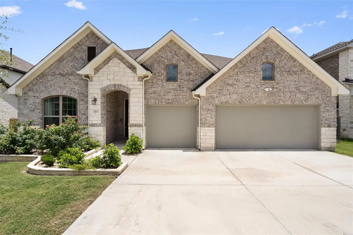 20913 Maggie Ln, Pflugerville, TX 78660 - #1