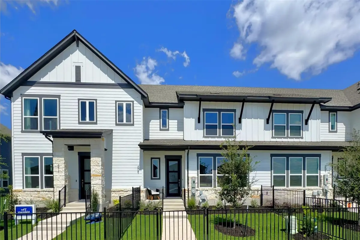 527 Emory Crossing Blvd, Hutto, TX 78634 - Image #1