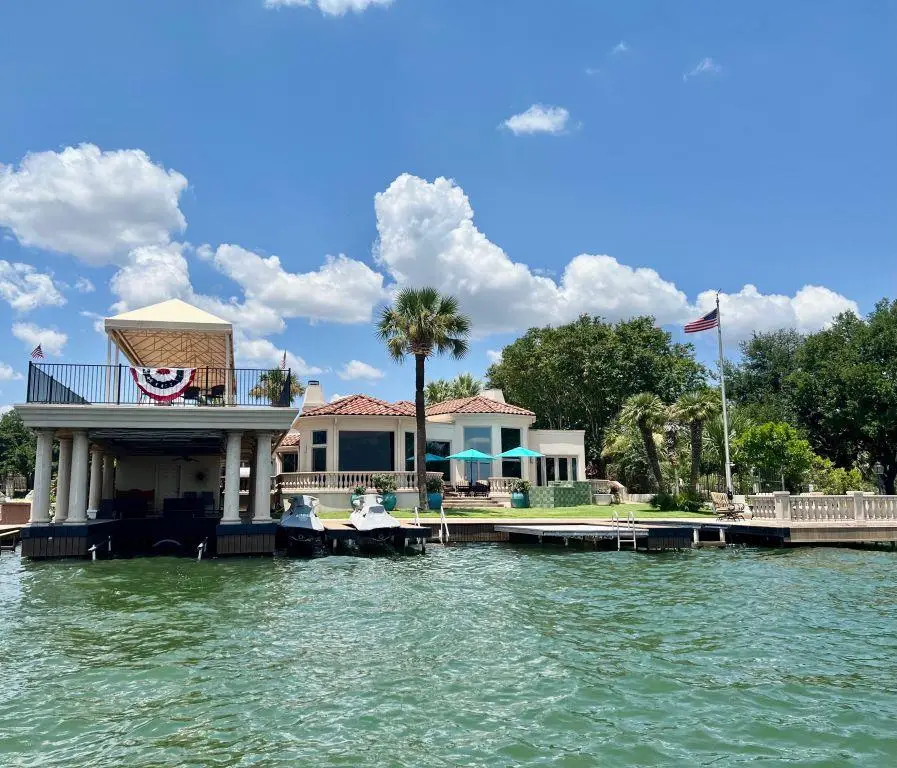 101 Far North Cir, Horseshoe Bay, TX 78657 - #1