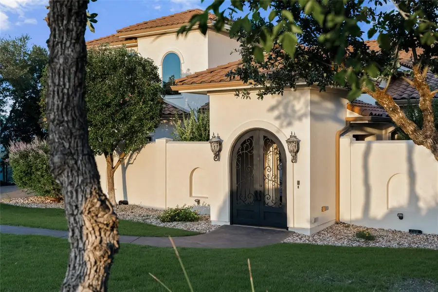 111 Piazza Vetta Dr, Austin, TX 78734 - Image #3