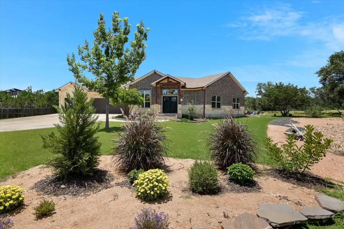 110 Liberty Bell Ln, Fischer, TX 78623 - #1