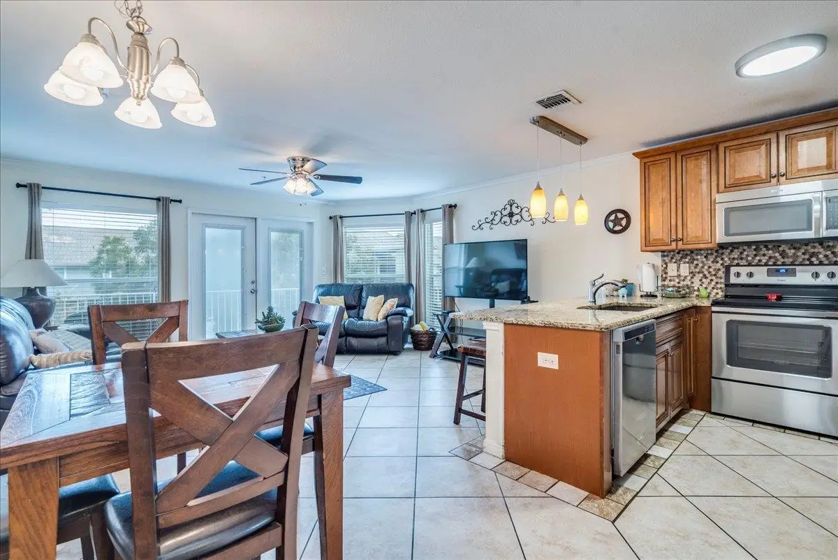 730 E Mather St #L 303, New Braunfels, TX 78130 - Image #1