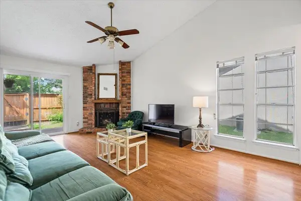 1617 W Braker Ln, Austin, TX 78758