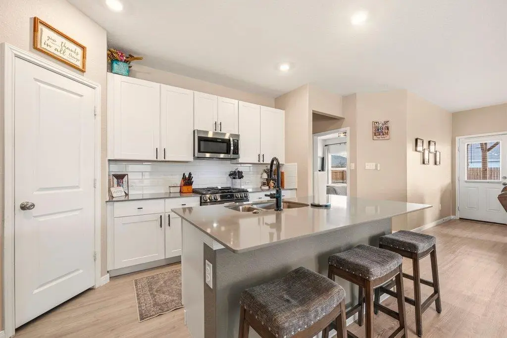 9109 Honey Mesquite, Seguin, TX 78155 - #1