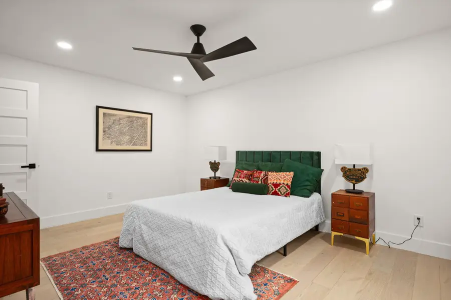 6807 Woodhue Dr #A, Austin, TX 78745 - #2