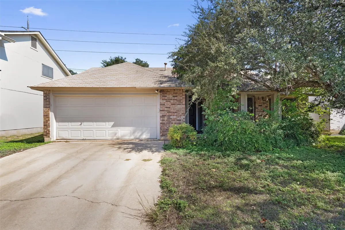 6700 Luckenbach Ln, Austin, TX 78729 - #1