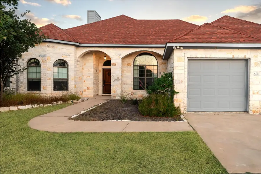 127 Eleanor Ln, Bastrop, TX 78602 - Image #2