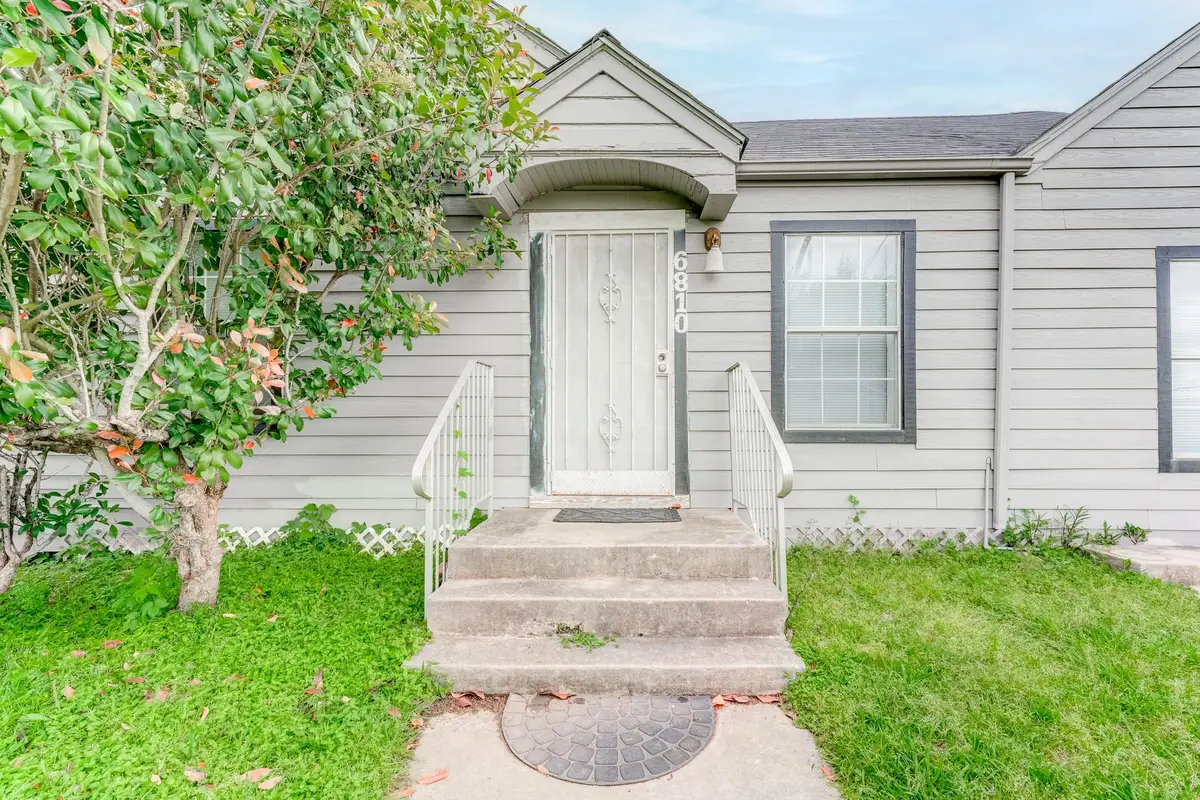 6810 Eastwood St, Houston, TX 77021 - Image #1