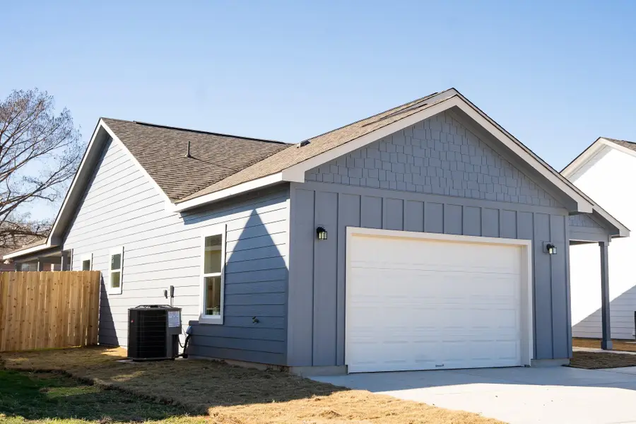 311 String Prairie Way, Smithville, TX 78957 - Image #2