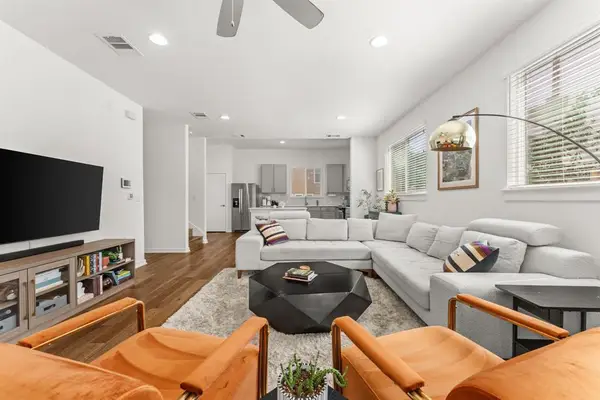 6800 Menchaca Rd #37, Austin, TX 78745