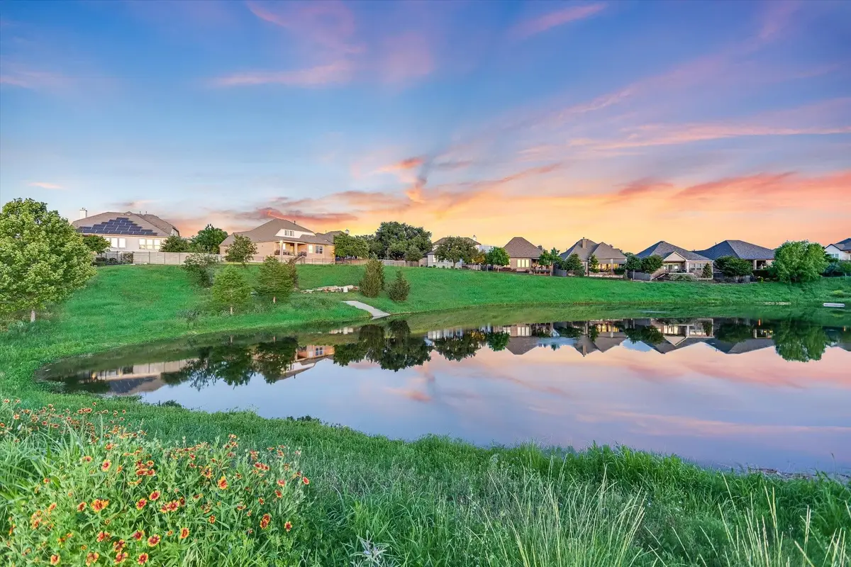 216 Canyon View Rd, Georgetown, TX 78628 - Image #1